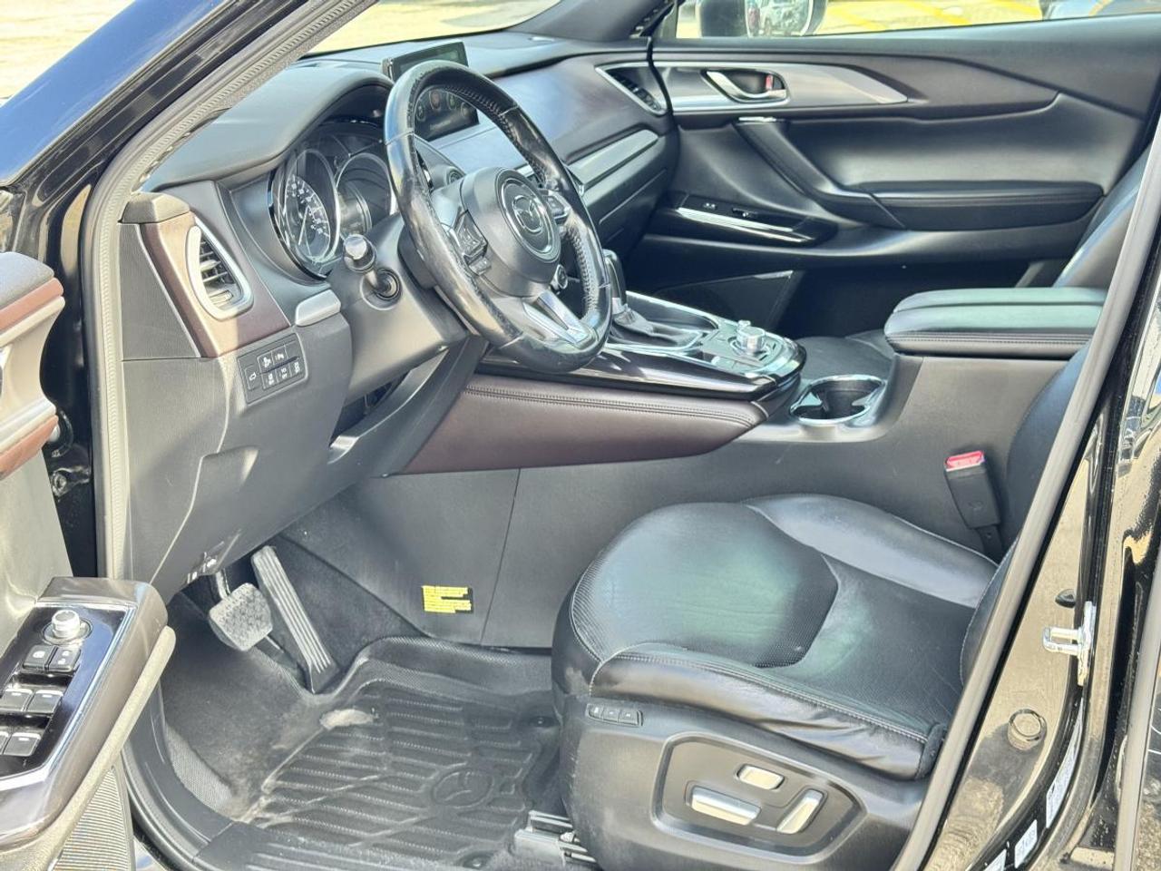 2017 Mazda CX-9 GT TECH/ CERTIFIED/ CARFAX CLEAN/ GREAT VALUE Photo