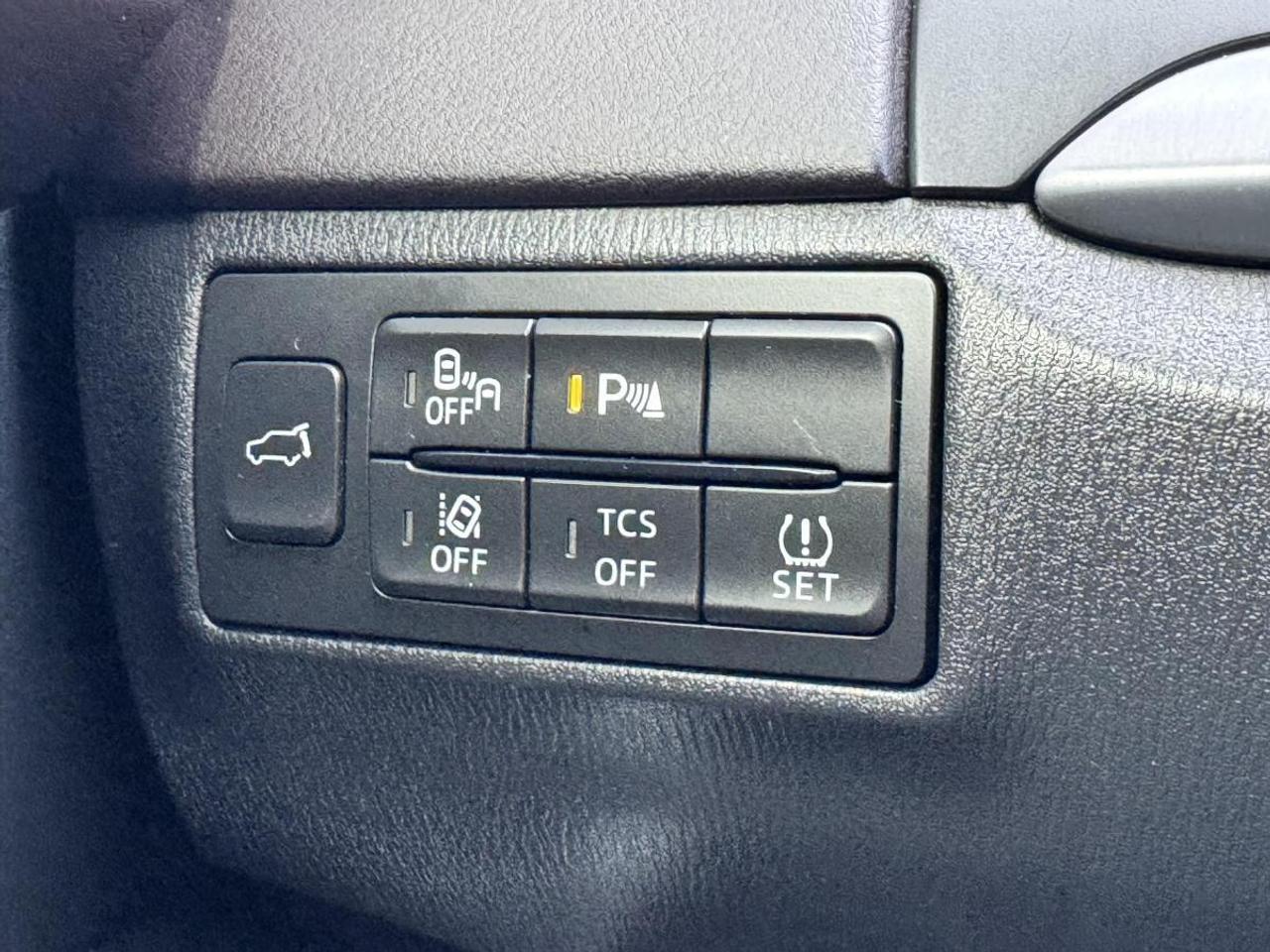 2017 Mazda CX-9 GT TECH/ CERTIFIED/ CARFAX CLEAN/ GREAT VALUE Photo