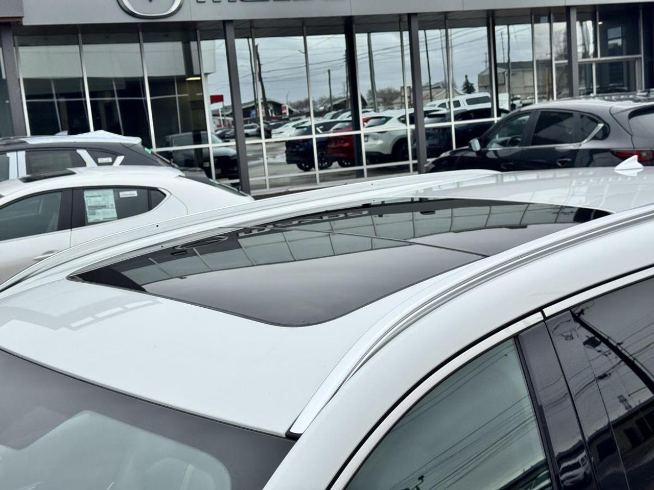 2024 Mazda CX-90 MHEV GT-P AWD/ EXTENDED WARRANTY/ 3.95% RATE/ MUST SEE Photo