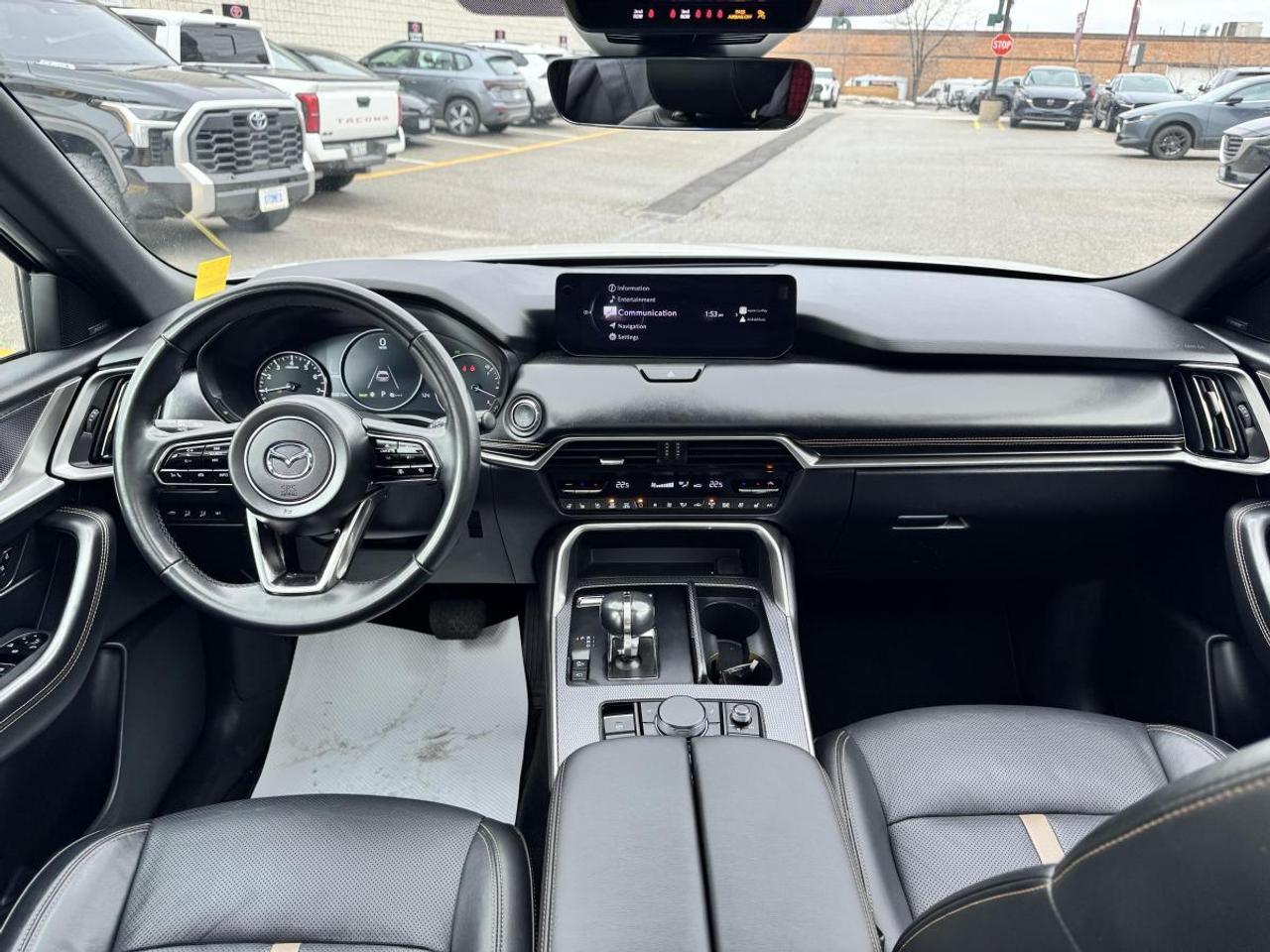 2024 Mazda CX-90 MHEV GT-P AWD/ EXTENDED WARRANTY/ 3.95% RATE/ MUST SEE Photo