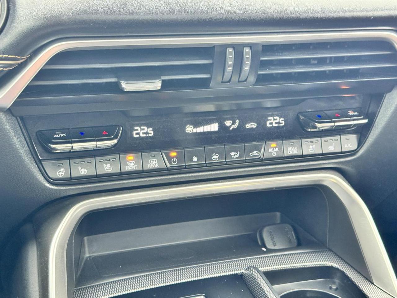 2024 Mazda CX-90 MHEV GT-P AWD/ EXTENDED WARRANTY/ 3.95% RATE/ MUST SEE Photo