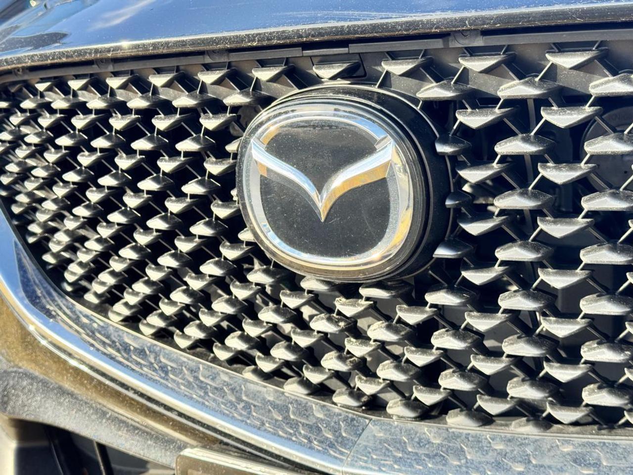 2023 Mazda CX-30 GS AWD/ EXTENDED WARRANTY/ 3.95% RATE/ MUST SEE Photo