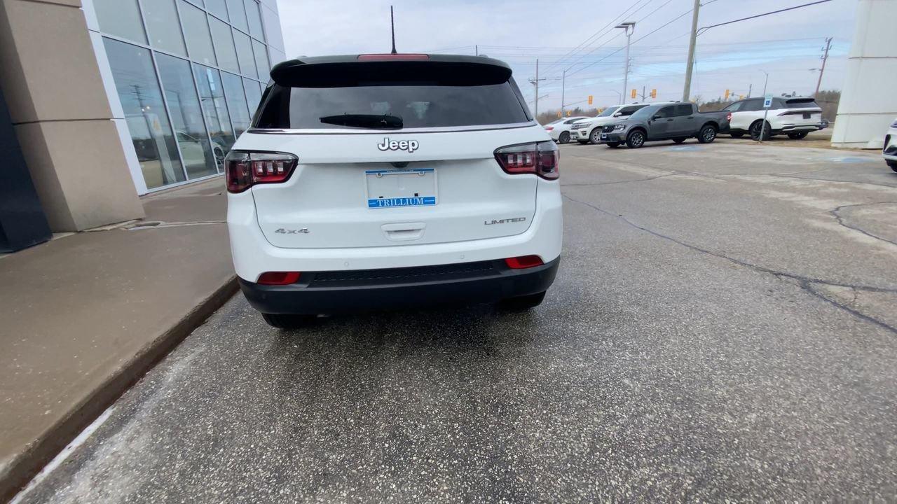 2025 Jeep Compass LIMITED Photo