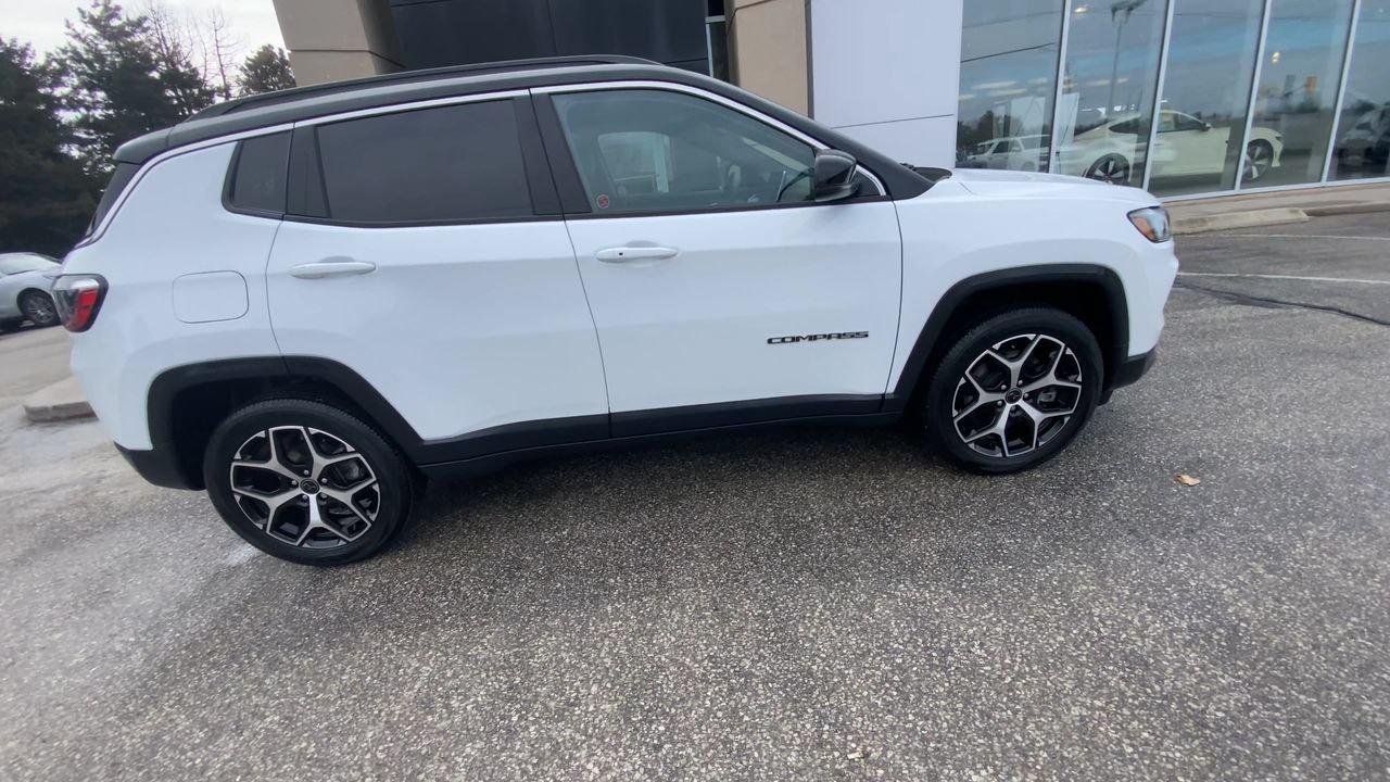 2025 Jeep Compass LIMITED Photo