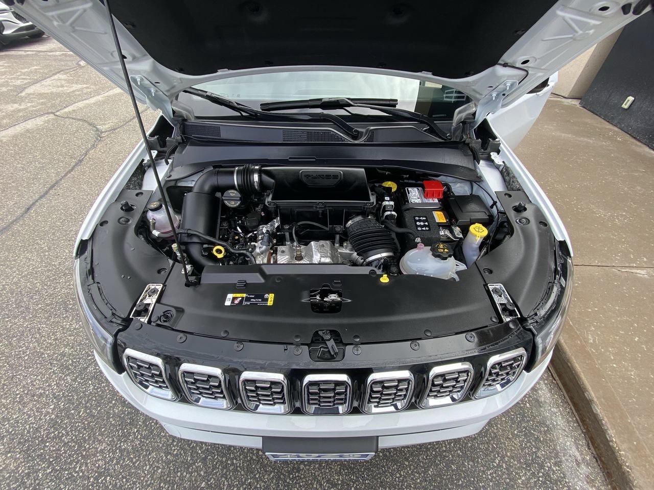 2025 Jeep Compass LIMITED Photo