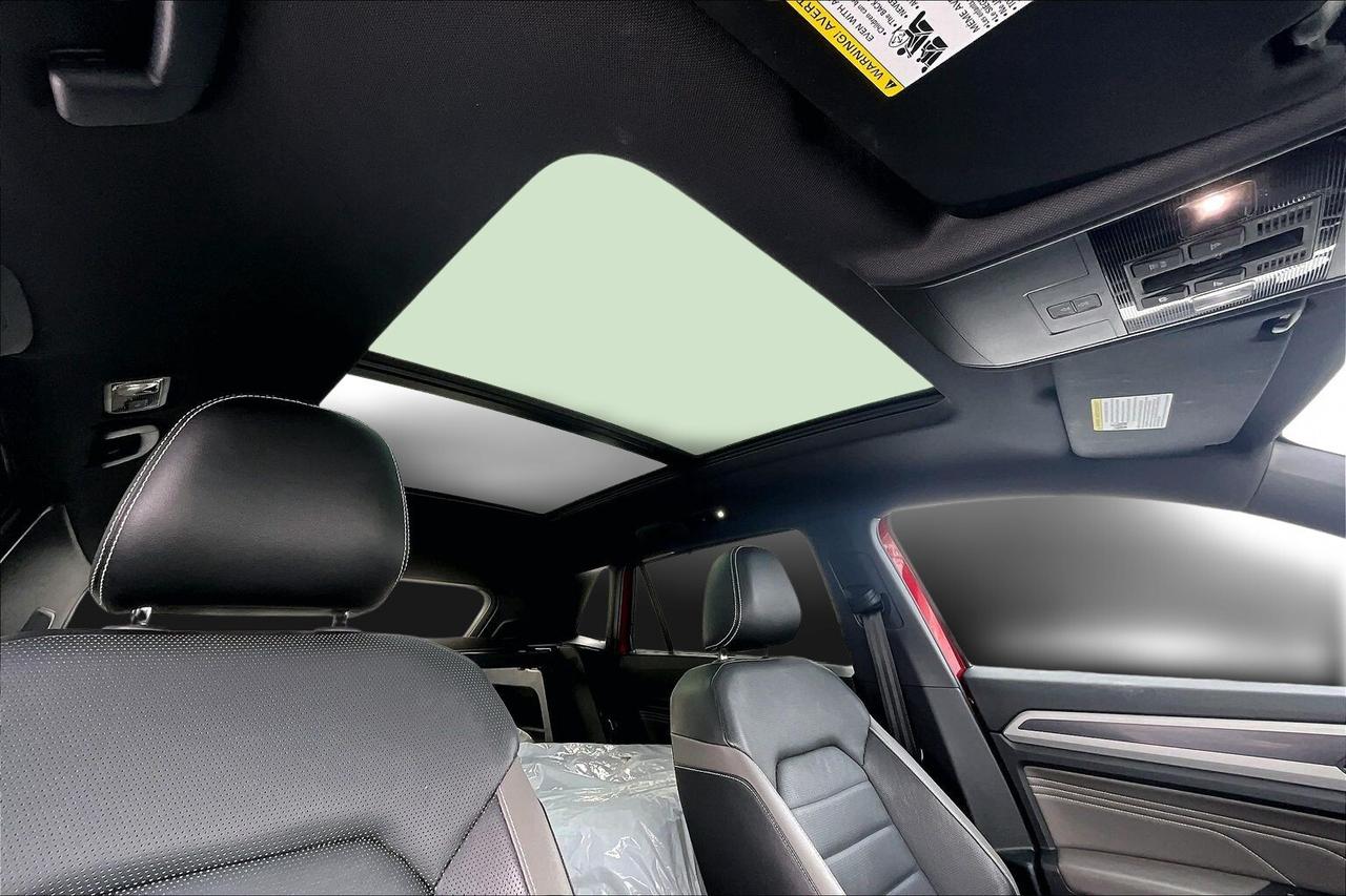 2021 Volkswagen Atlas Cross Sport EXECLINE 4MOTION   FULLY LOADED!   HEAT/COOL SEATS Photo