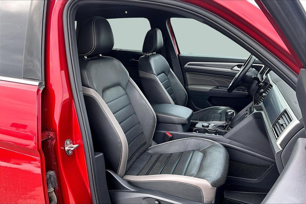 2021 Volkswagen Atlas Cross Sport EXECLINE 4MOTION   FULLY LOADED!   HEAT/COOL SEATS Photo