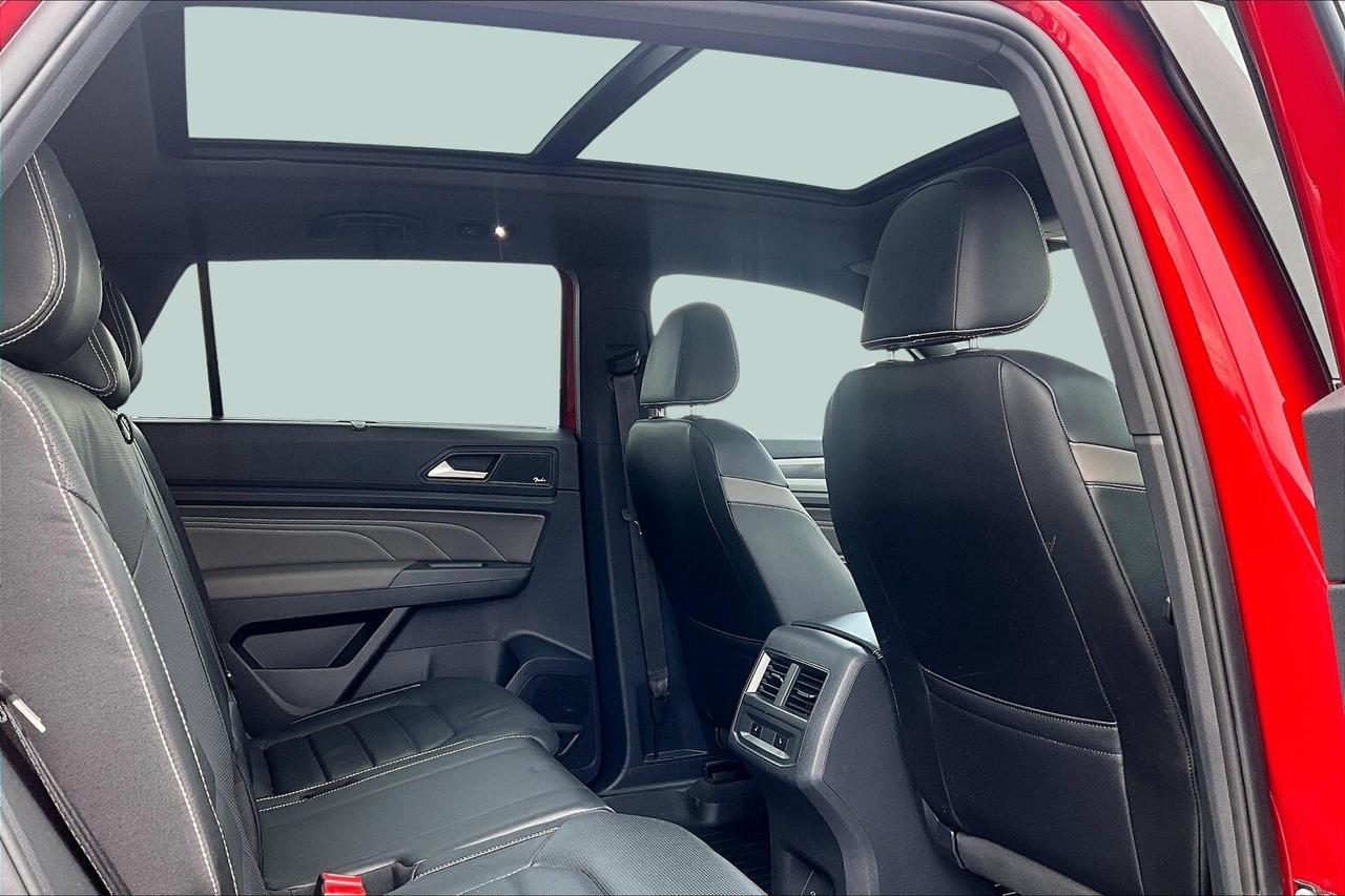 2021 Volkswagen Atlas Cross Sport EXECLINE 4MOTION   FULLY LOADED!   HEAT/COOL SEATS Photo