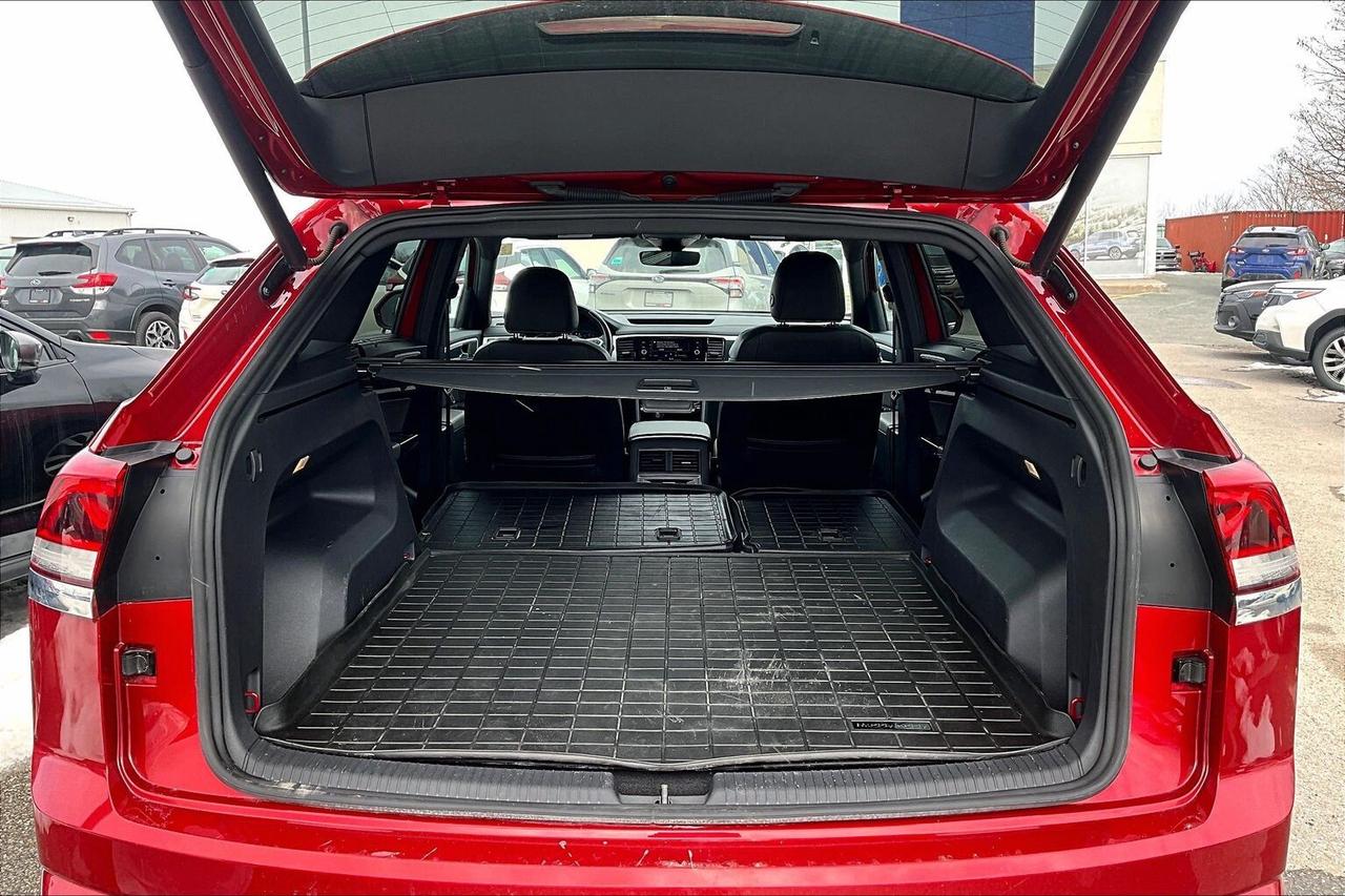 2021 Volkswagen Atlas Cross Sport EXECLINE 4MOTION   FULLY LOADED!   HEAT/COOL SEATS Photo