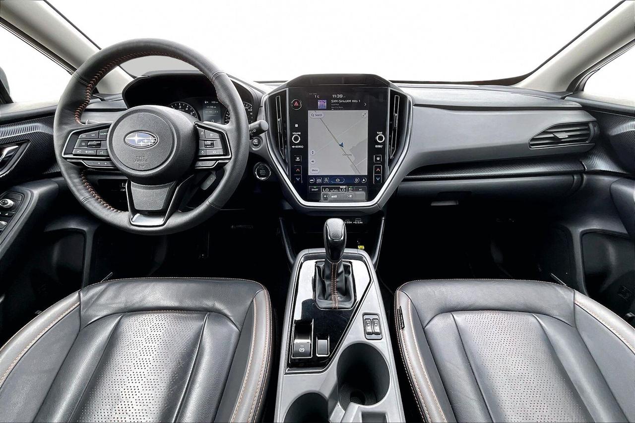 2025 Subaru Crosstrek LIMITED AWD   LEATHER   SUNROOF   NAVIGATION Photo