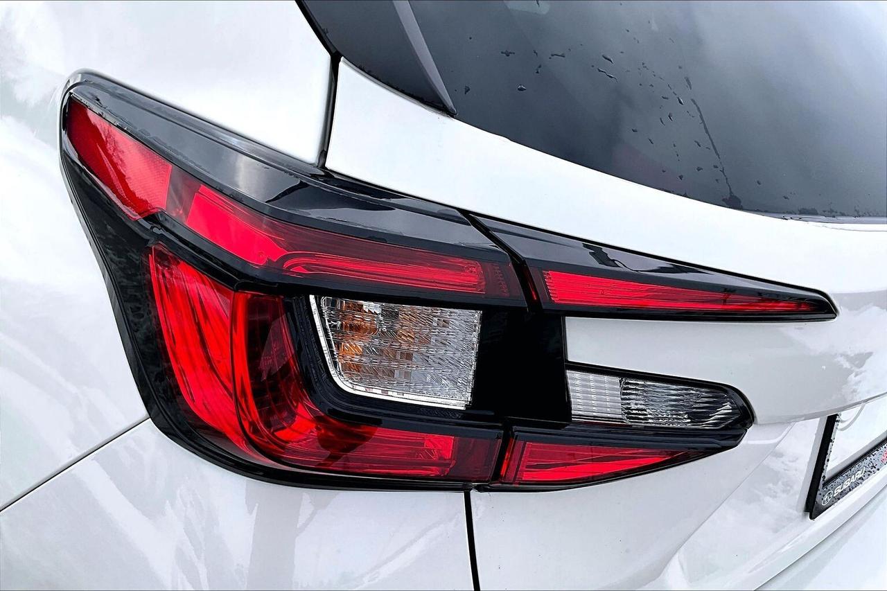 2025 Subaru Crosstrek LIMITED AWD   LEATHER   SUNROOF   NAVIGATION Photo