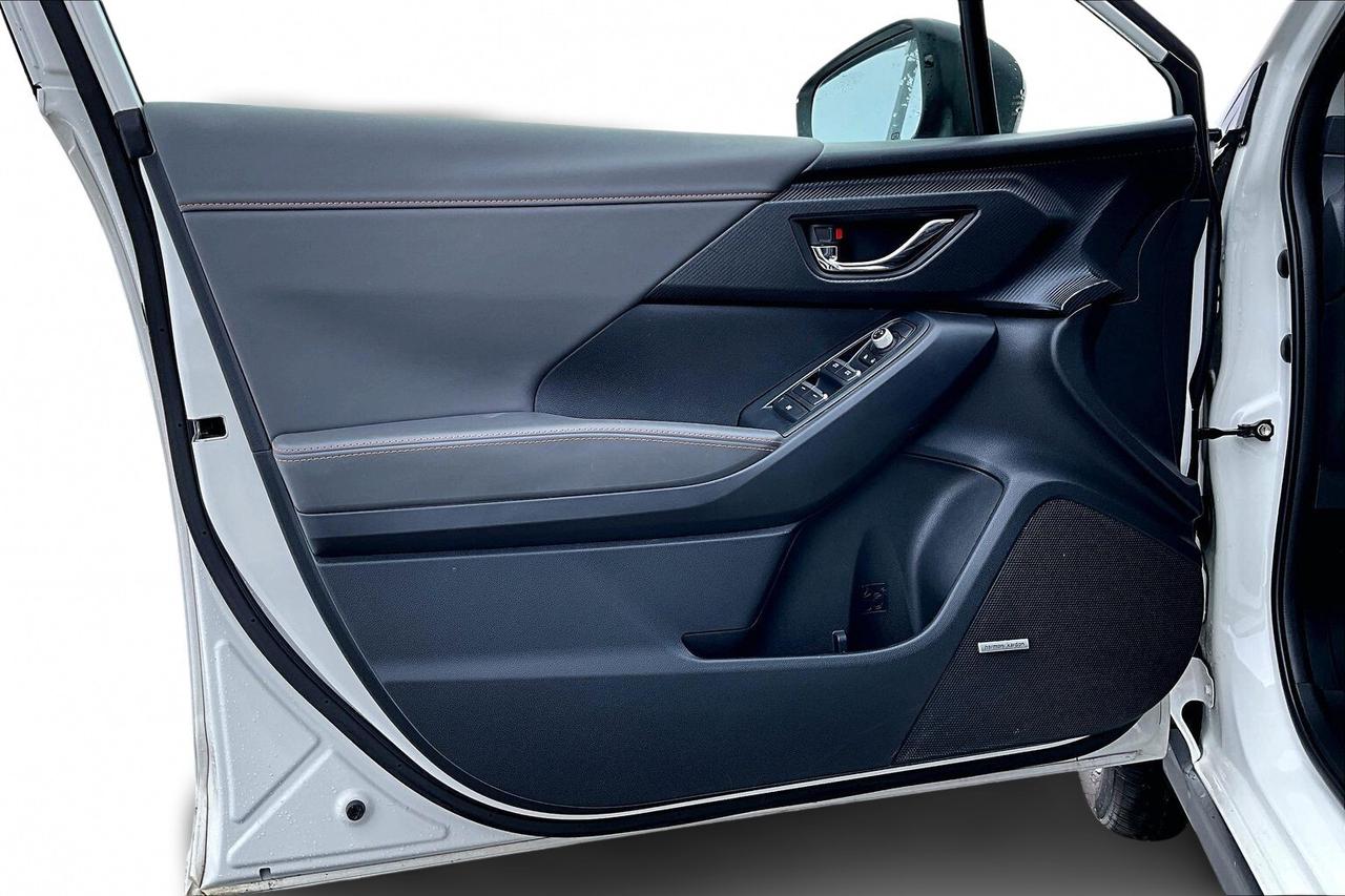 2025 Subaru Crosstrek LIMITED AWD   LEATHER   SUNROOF   NAVIGATION Photo