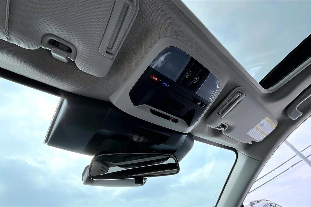 2025 Subaru Crosstrek LIMITED AWD   LEATHER   SUNROOF   NAVIGATION Photo