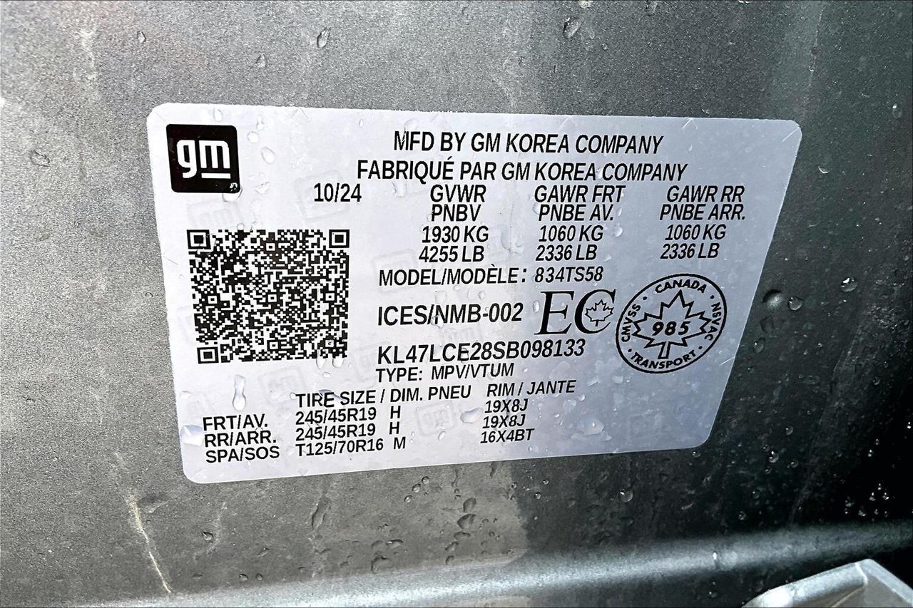 2025 Buick Envista AVENIR   LEATHER   SUNROOF   ADAPT CRUISE  CARPLAY Photo