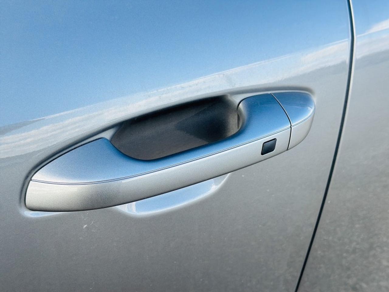 2026 Kia NIRO EX Premium Photo