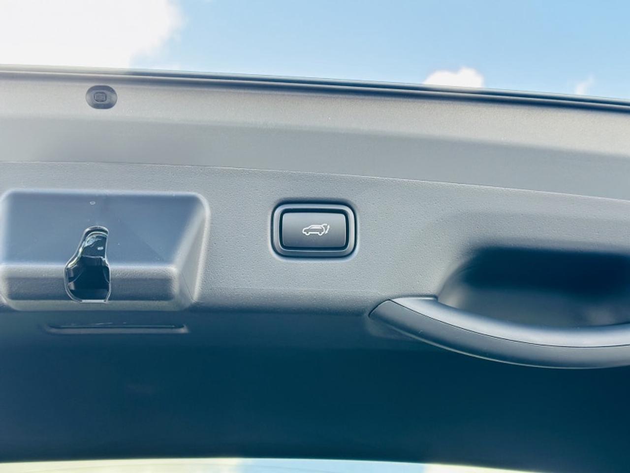 2026 Kia NIRO EX Premium Photo