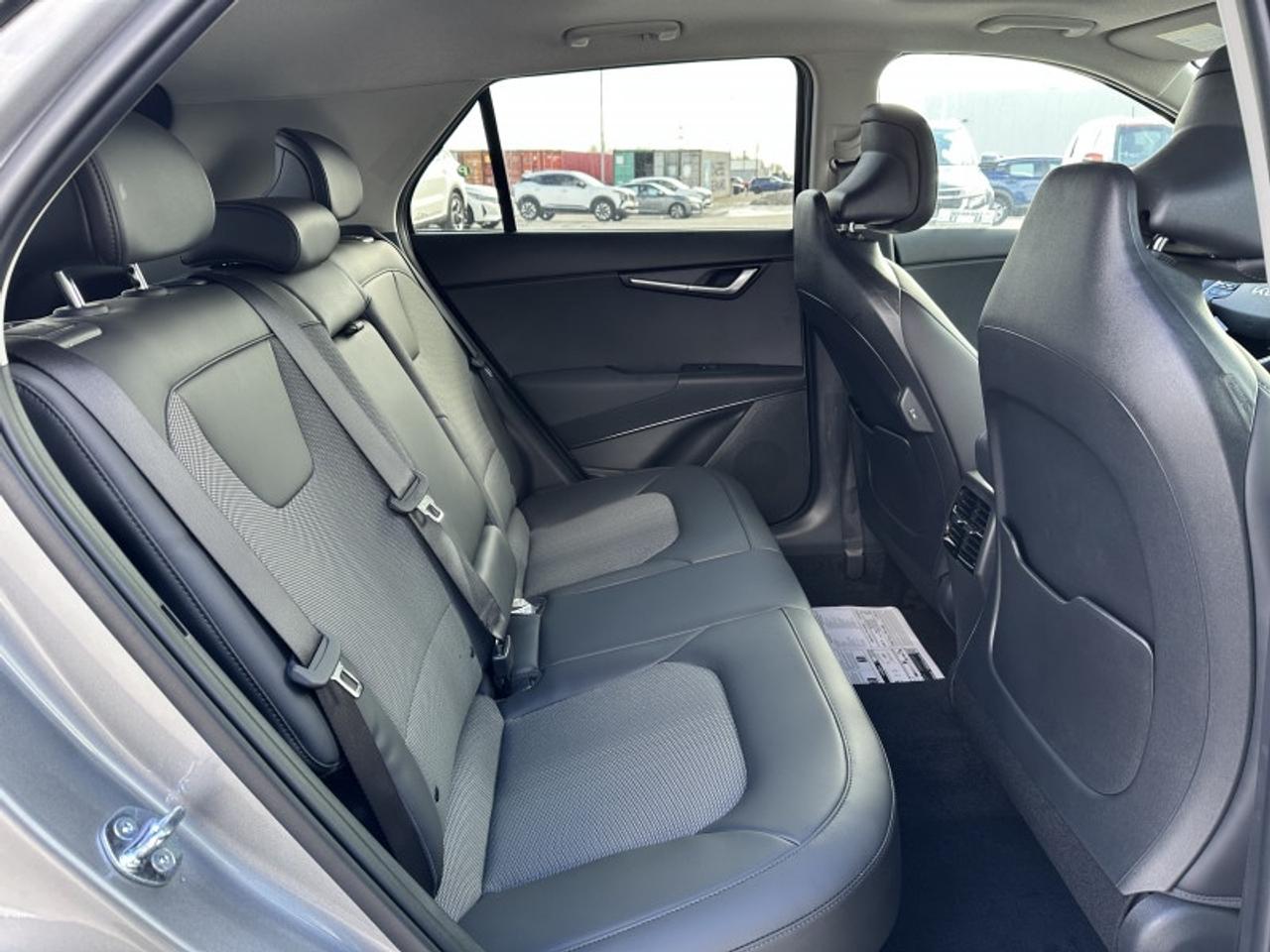 2026 Kia NIRO EX Premium Photo