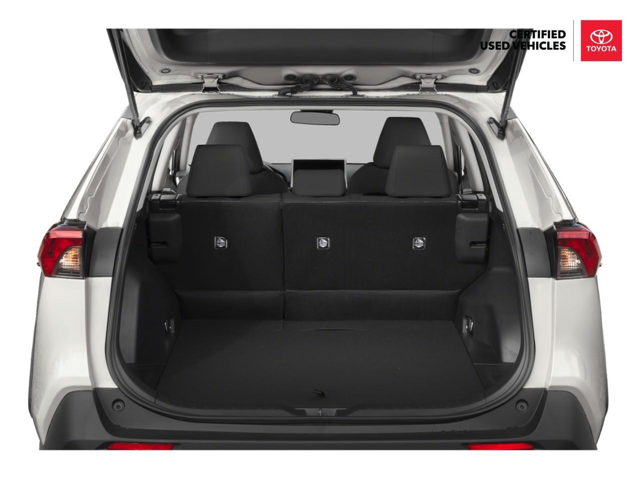 2025 Toyota RAV4 Hybrid LE 4dr All-Wheel Drive Photo