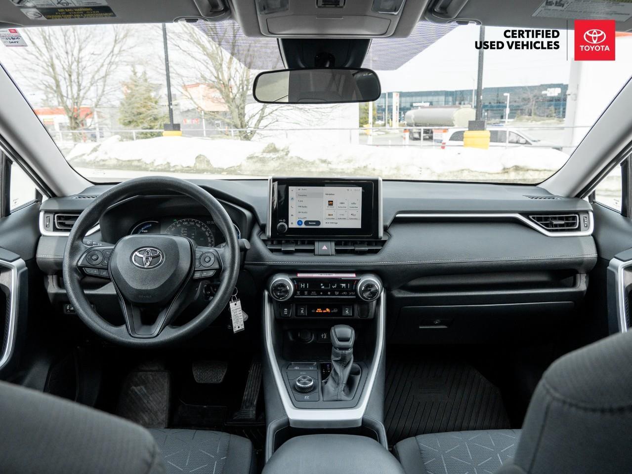 2025 Toyota RAV4 Hybrid LE 4dr All-Wheel Drive Photo