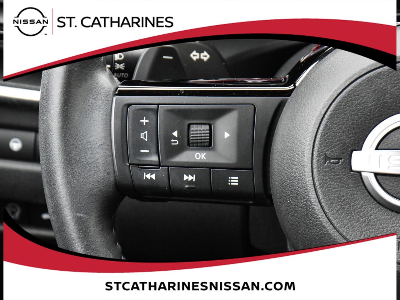 2023 Nissan Rogue Platinum Photo