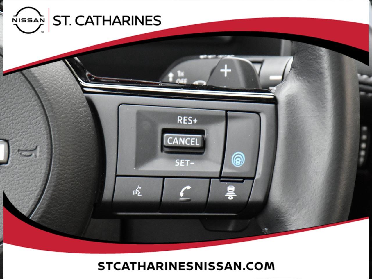 2023 Nissan Rogue Platinum Photo