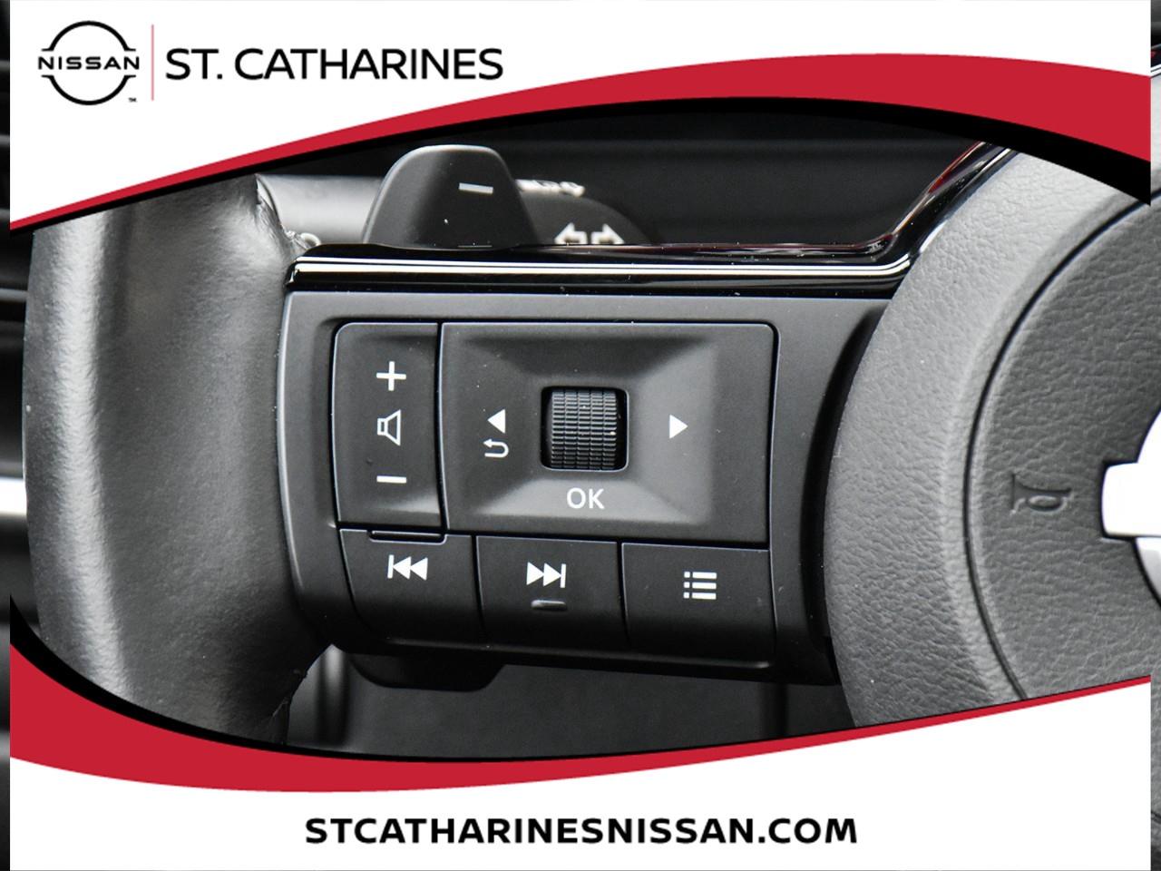 2023 Nissan Rogue Platinum Photo