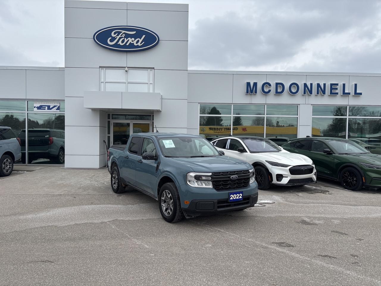 2022 Ford Maverick XL Photo