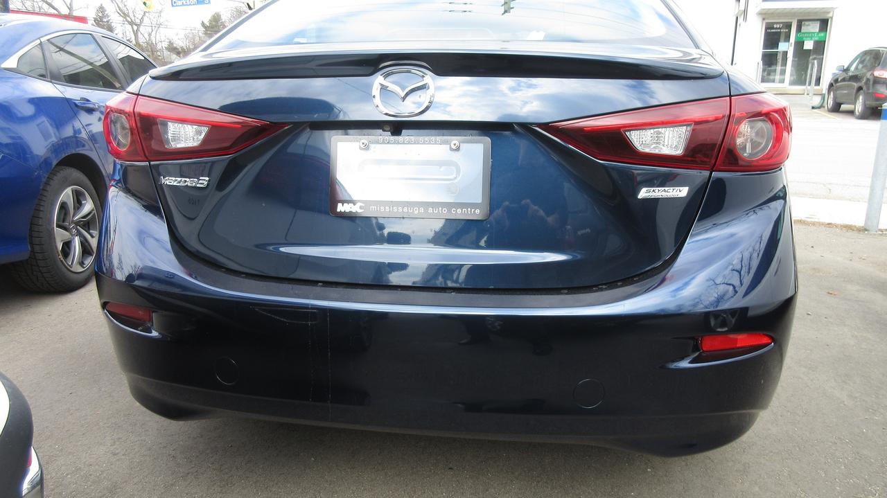 2014 Mazda MAZDA3 GS-SKY Photo