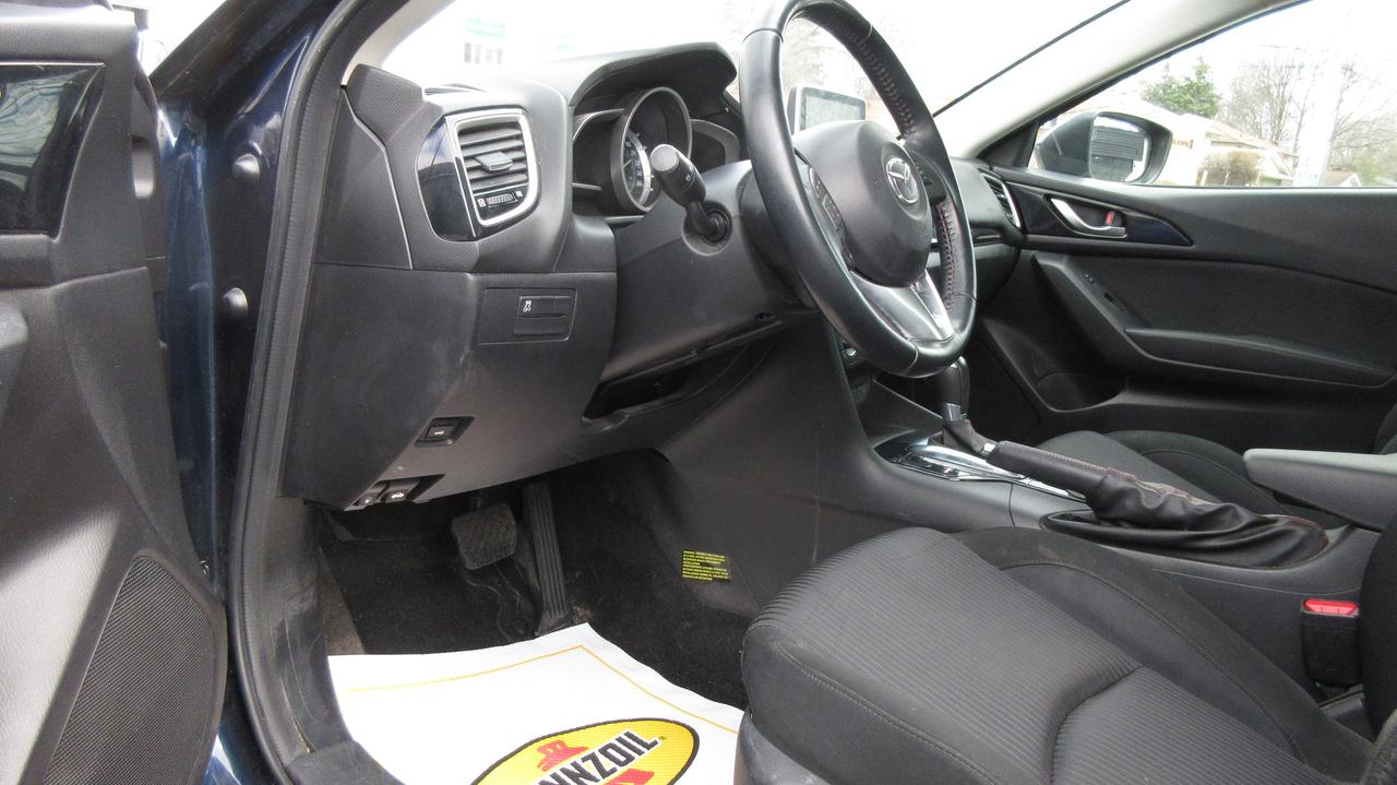 2014 Mazda MAZDA3 GS-SKY Photo