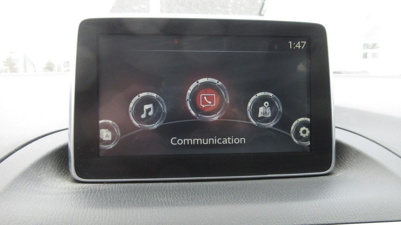 2014 Mazda MAZDA3 GS-SKY Photo