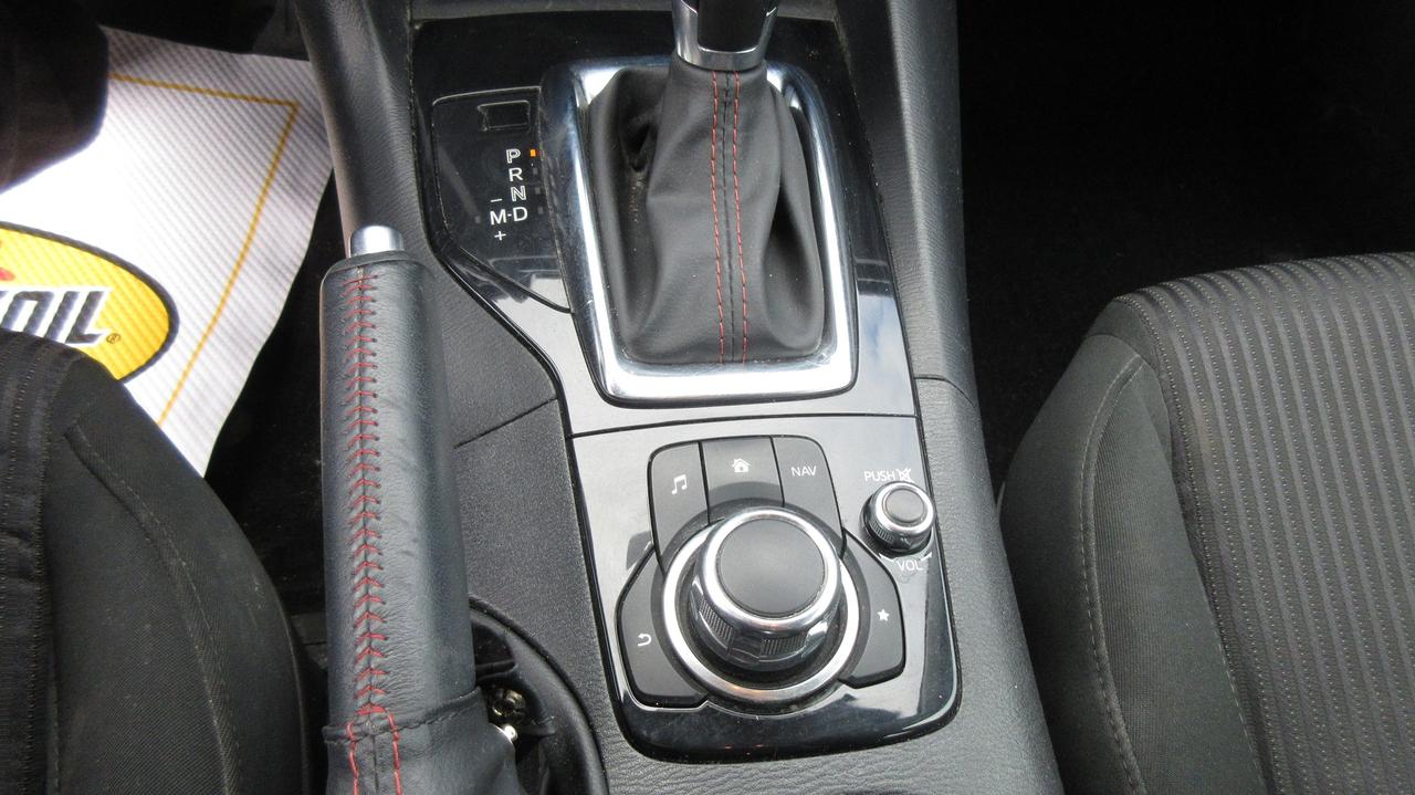 2014 Mazda MAZDA3 GS-SKY Photo