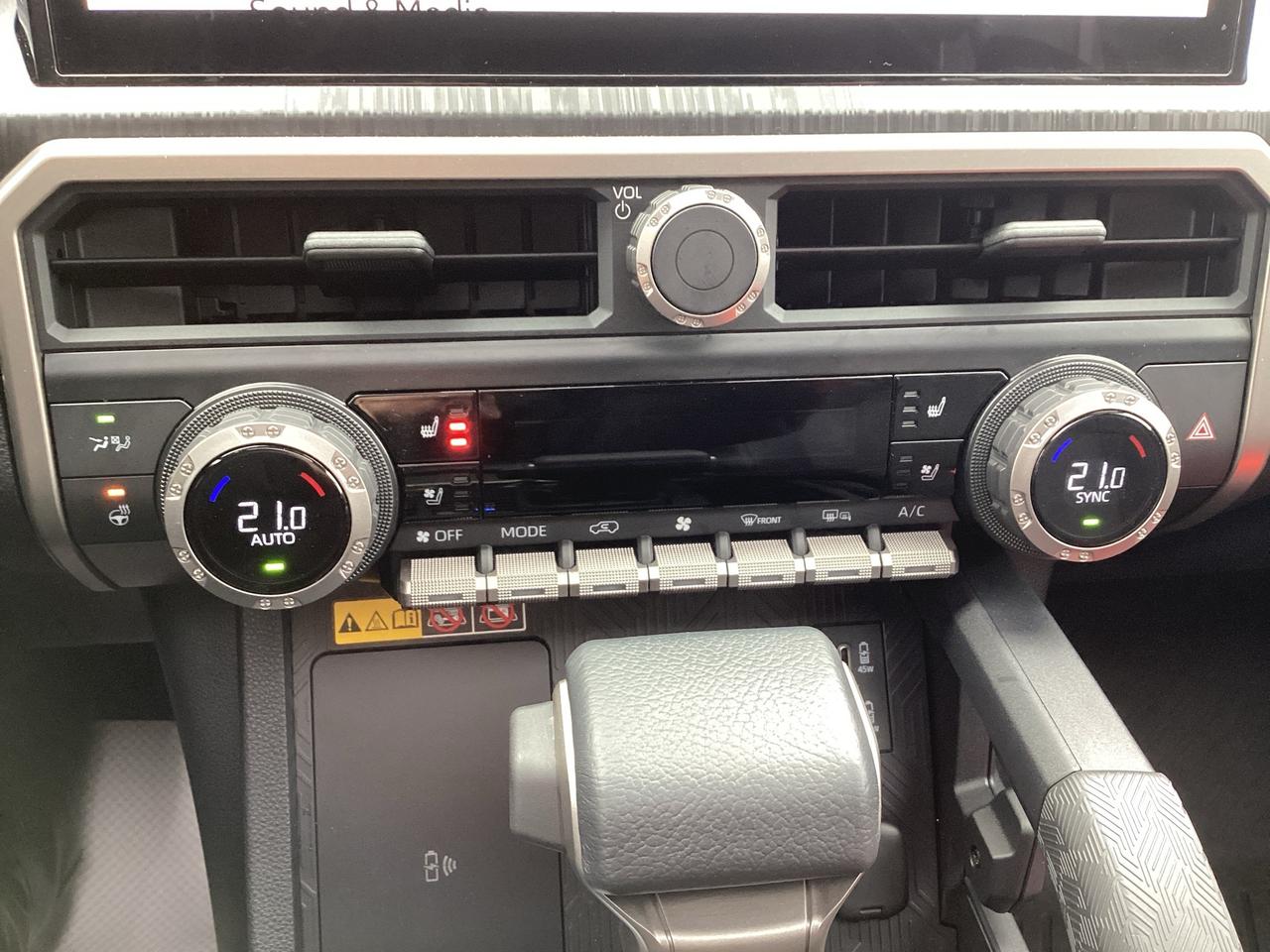 2025 Toyota 4Runner Hybrid Platinum 4WD Photo