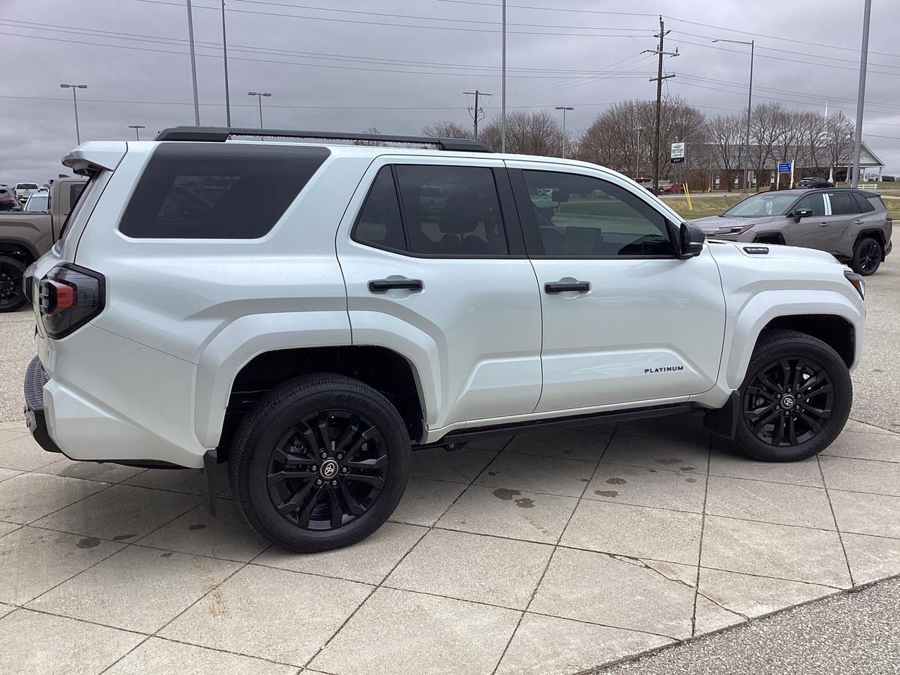 2025 Toyota 4Runner Hybrid Platinum 4WD Photo