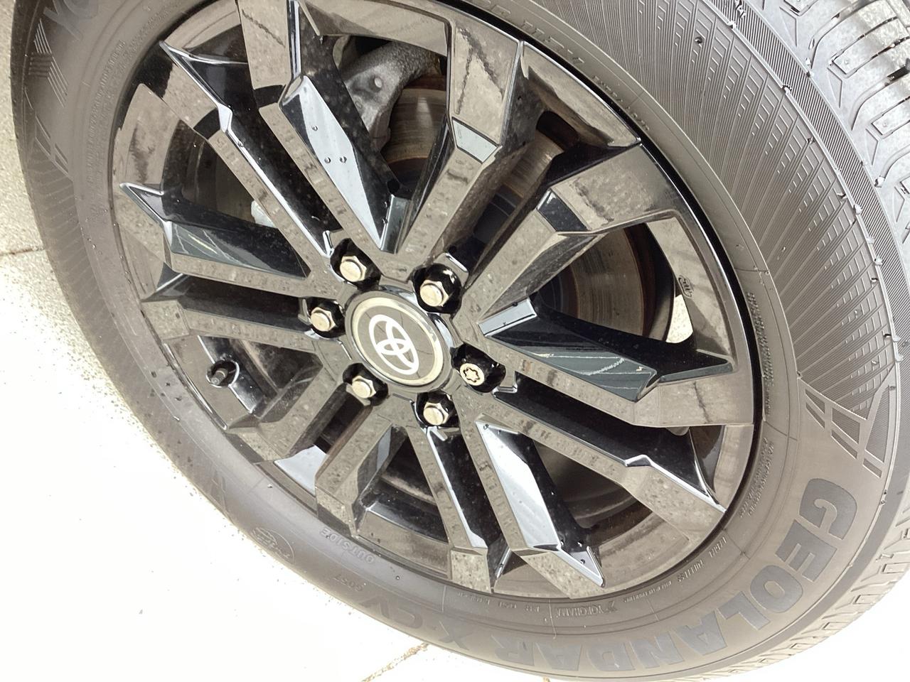 2025 Toyota 4Runner Hybrid Platinum 4WD Photo