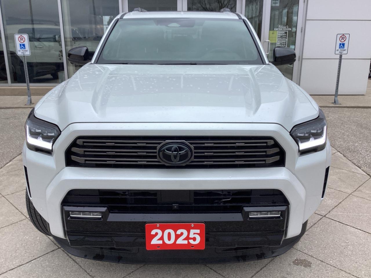 2025 Toyota 4Runner Hybrid Platinum 4WD Photo