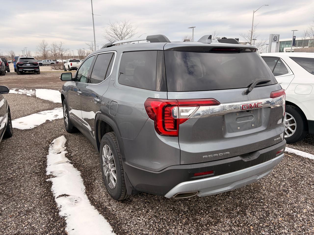 2022 GMC Acadia SLT All-wheel Drive Photo