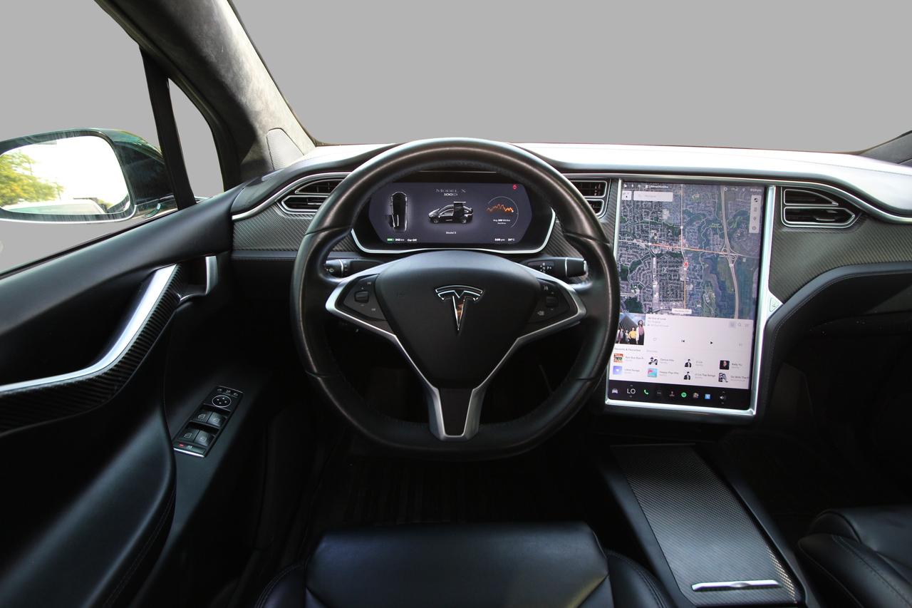 2017 Tesla Model X 100D MCU2 Enhanced AP Photo