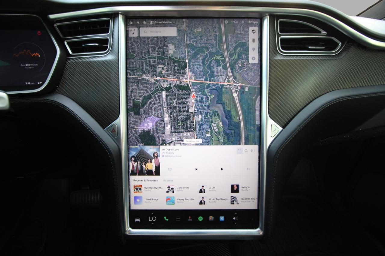 2017 Tesla Model X 100D MCU2 Enhanced AP Photo
