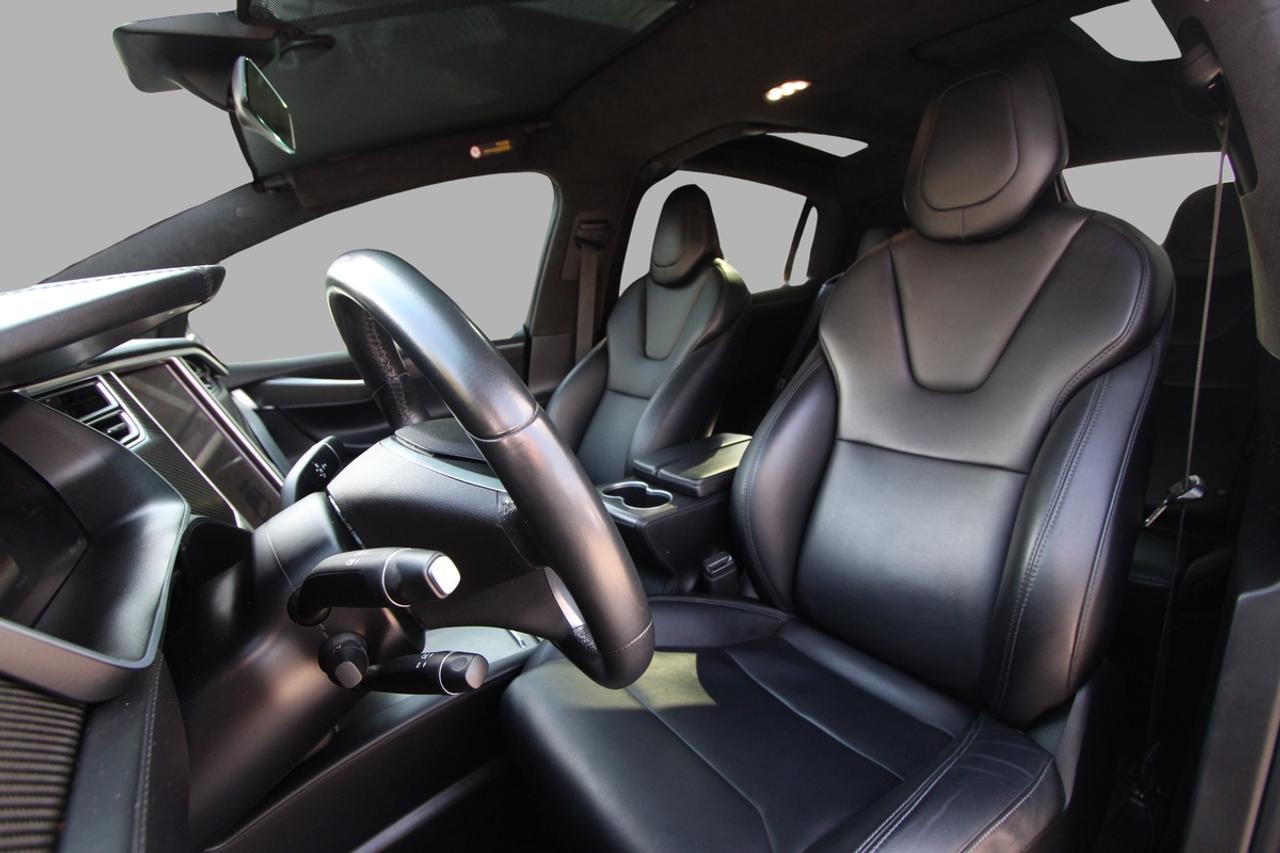 2017 Tesla Model X 100D MCU2 Enhanced AP Photo
