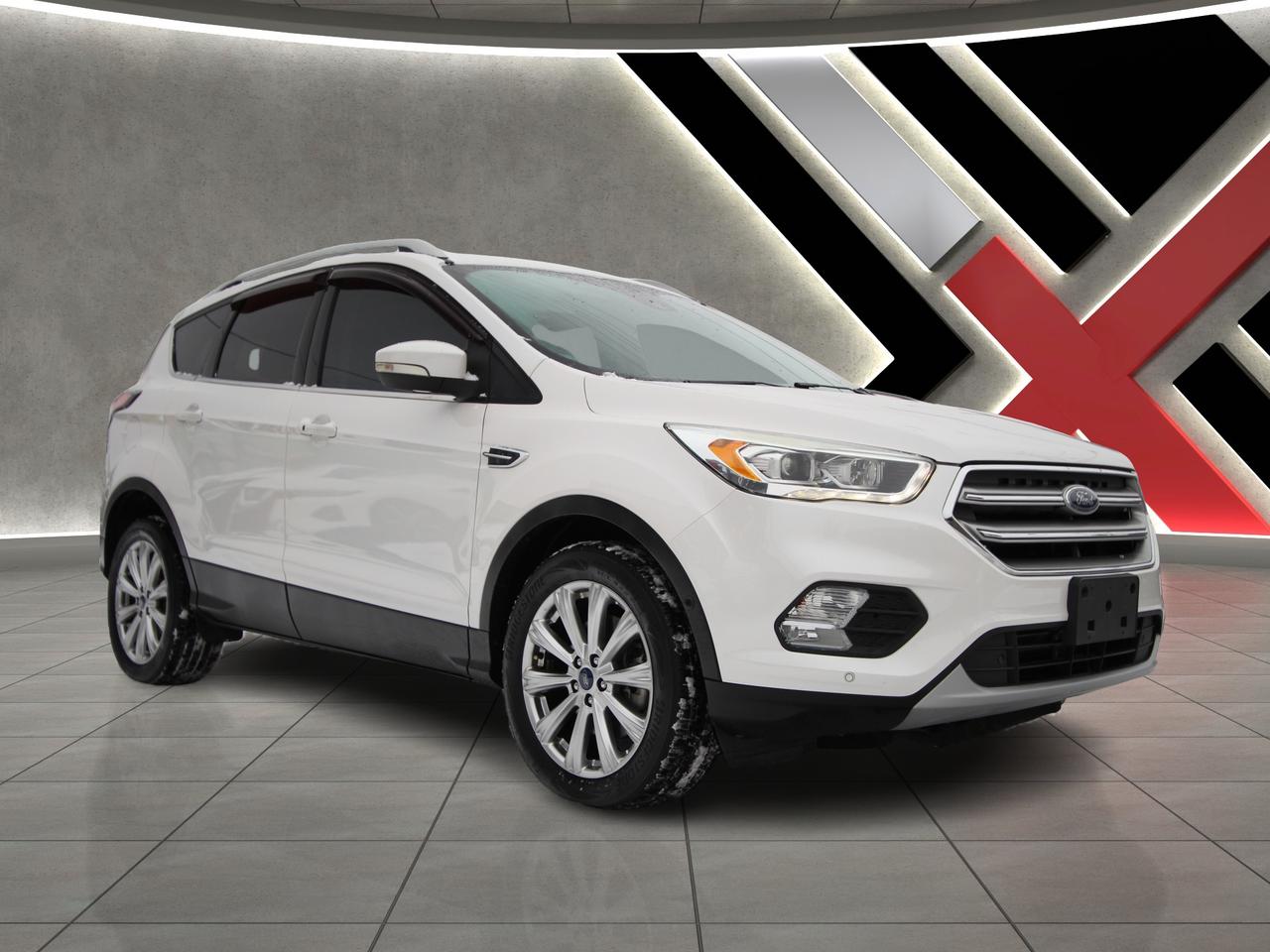 2017 Ford Escape TITANIUM AWD - CLEAN CARFAX/ DEALER SERVICED Photo