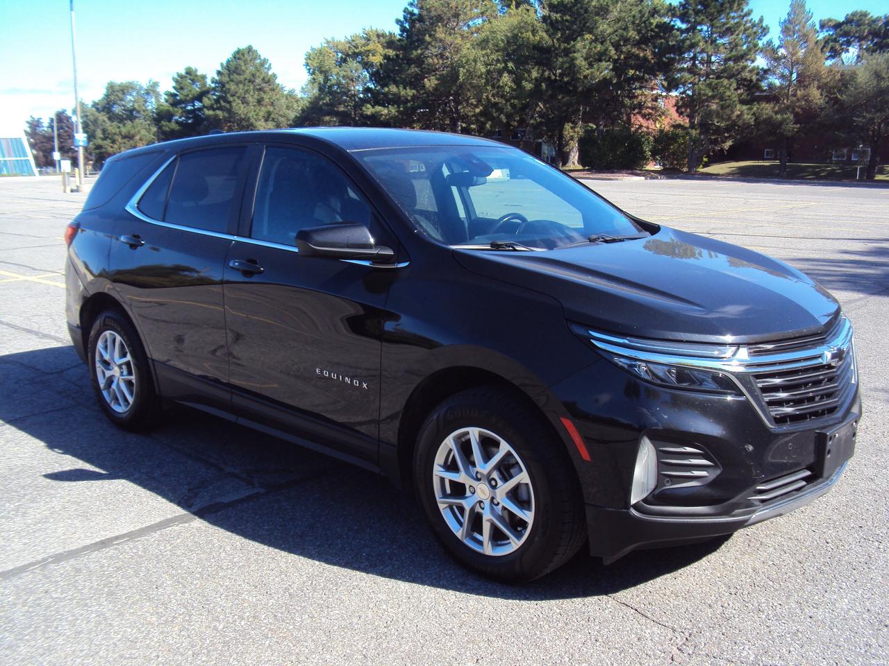 2022 Chevrolet Equinox LT Photo0