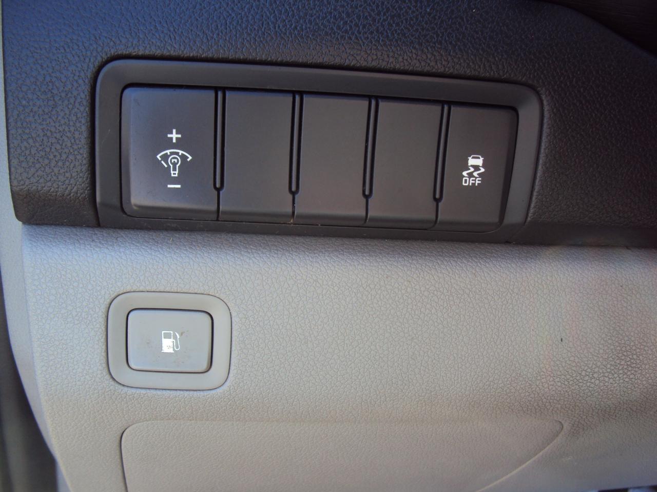 2018 Kia Sedona LX Photo