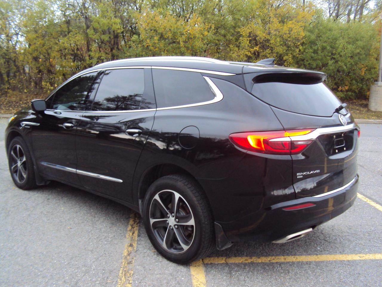 2021 Buick Enclave ST Photo