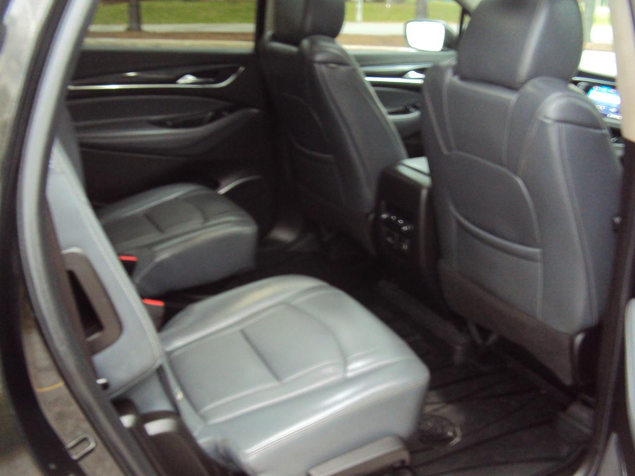 2021 Buick Enclave ST Photo