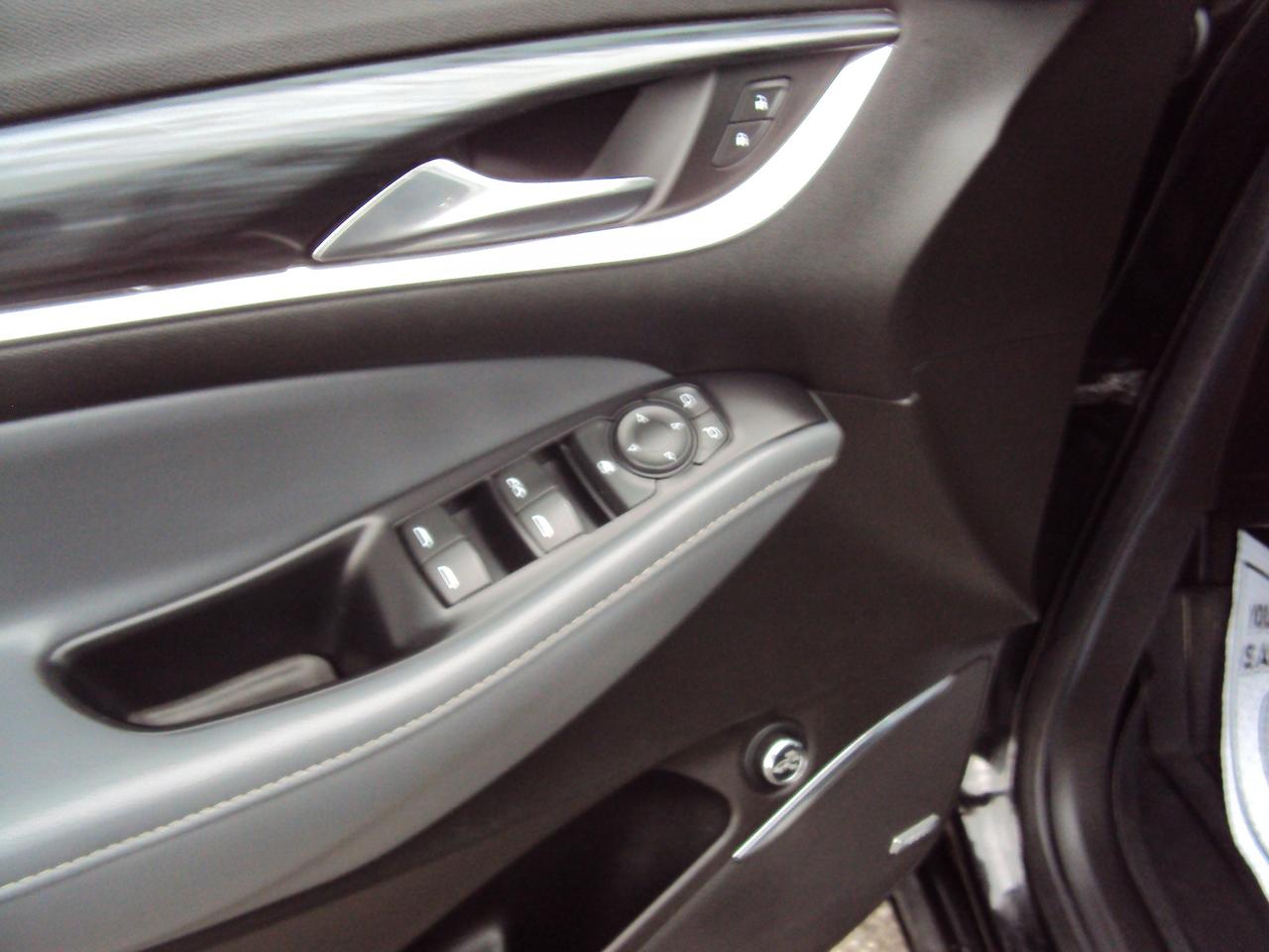 2021 Buick Enclave ST Photo