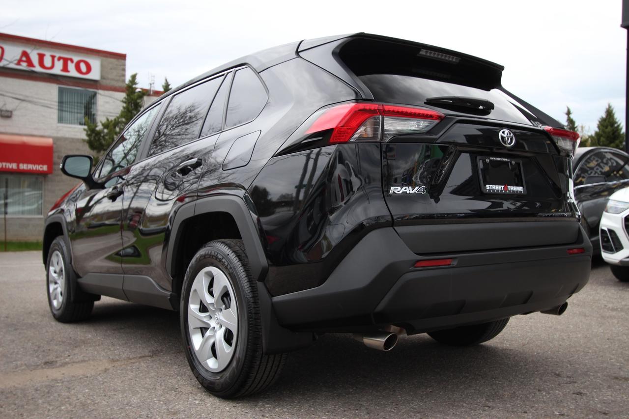 2023 Toyota RAV4 LE AWD - CLEAN CARFAX NO ACCIDENTS Photo