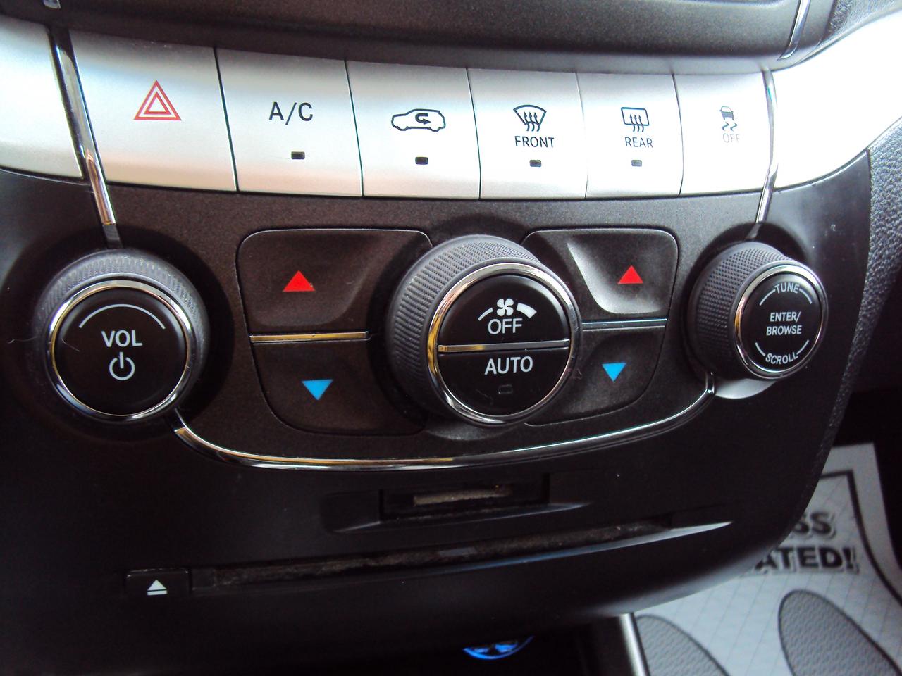 2015 Dodge Journey SXT Photo