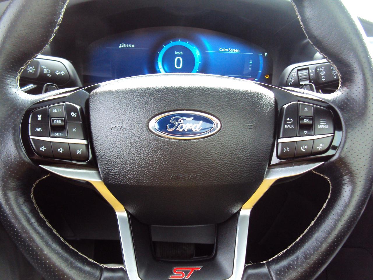 2022 Ford Explorer ST Photo