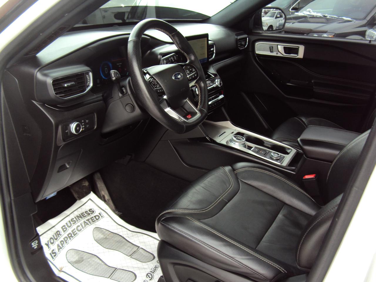 2022 Ford Explorer ST Photo