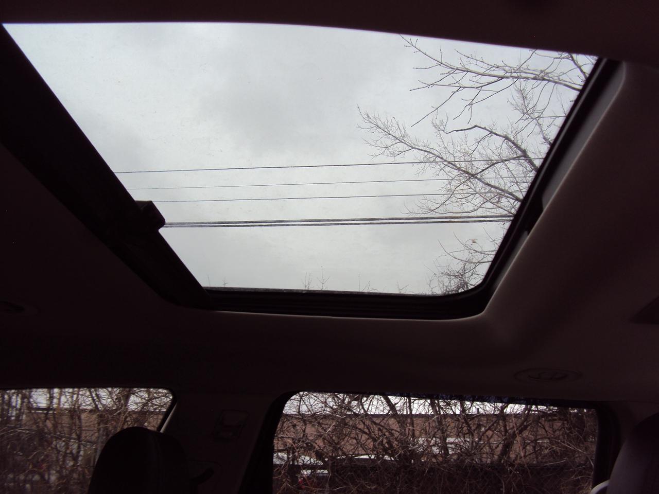 2017 Chevrolet Traverse 2LT Photo